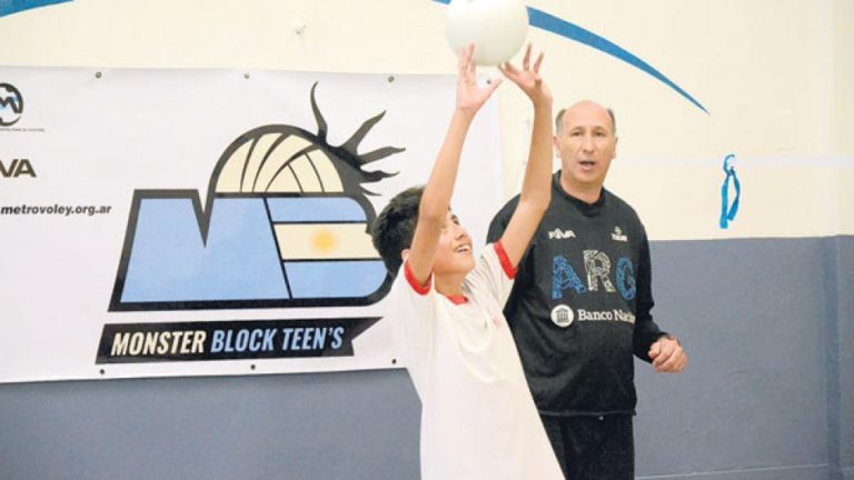 Monster Block Teen's. El profesor Horacio Gomez es uno de los creadores de este nuevo sistema. Foto: Página/12